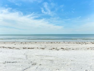 Fort Myers Three Bedroom Vacation Home with Private Pool