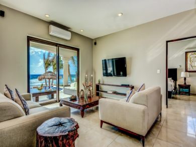 Stunning Luxury Villa Oceanfront Luxury