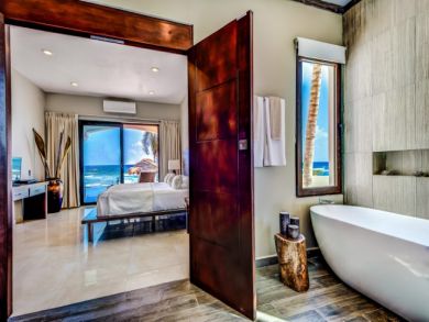 Stunning Luxury Villa Oceanfront Luxury
