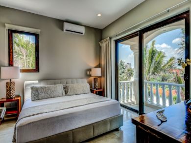 Stunning Luxury Villa Oceanfront Luxury