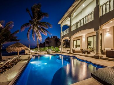 Stunning Luxury Villa Oceanfront Luxury