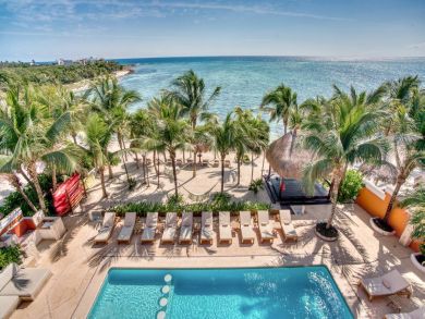 Luxury 8 Bedroom Beach Villa with Full Ocean View Sleeps 20