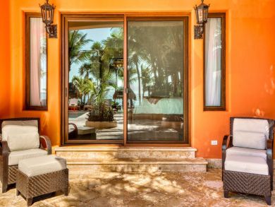 Luxury 8 Bedroom Beach Villa with Full Ocean View Sleeps 20