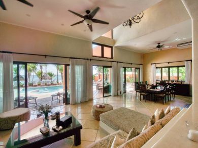 Luxury 8 Bedroom Beach Villa with Full Ocean View Sleeps 20
