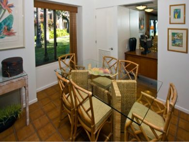 Dining room seats six