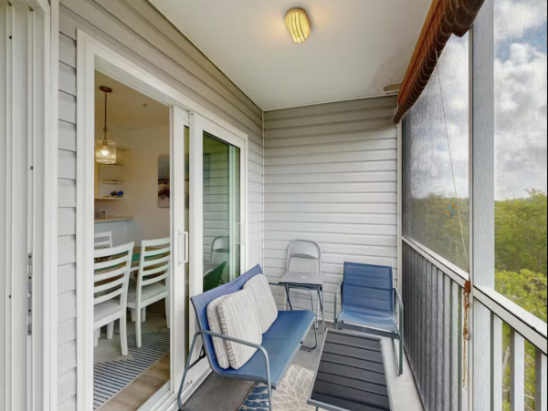 Anna Maria Island Vacation Rental Holmes Beach - Dog Friendly Condo with Heated Pool
