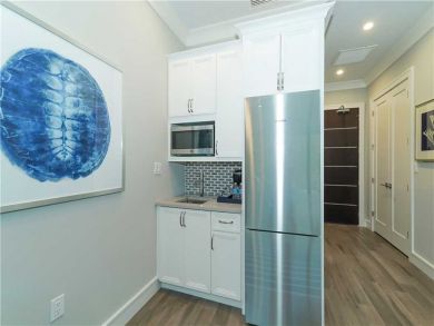 Studio Vacation Condo Rental on Holmes Beach