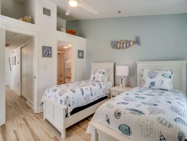 Anna Maria Island Beachfront Vacation Rental - Gulf Coast Condo with Pool