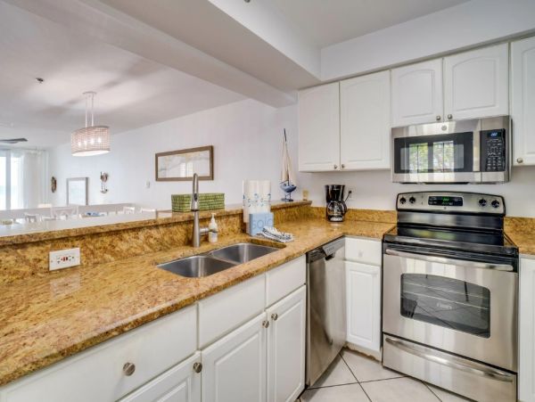 Anna Maria Island Beachfront Vacation Rental - Gulf Coast Condo with Pool