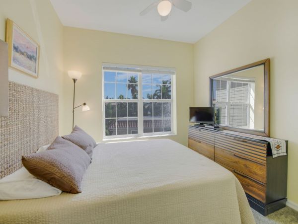 Bradenton Beach 3 Bedroom Vacation Townhome Sleeps 6