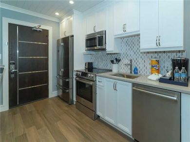 Holmes Beach 1 Bedroom Condo On Beach Sleeps 5 Guests