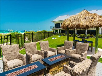 Holmes Beach 1 Bedroom Condo On Beach Sleeps 5 Guests