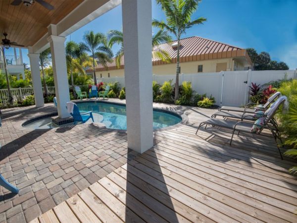 Anna Maria Five Bedroom Vacation Home Partial Gulf View