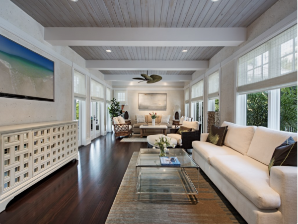 Platinum Four Bedroom Home One Block to the Beach in Naples