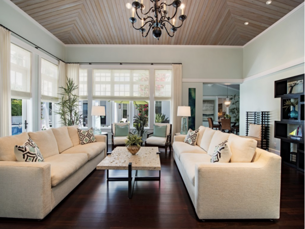 Platinum Four Bedroom Home One Block to the Beach in Naples