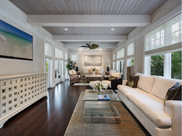 Platinum Four Bedroom Home One Block to the Beach in Naples