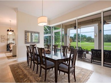 Posh Location in Upscale Naples