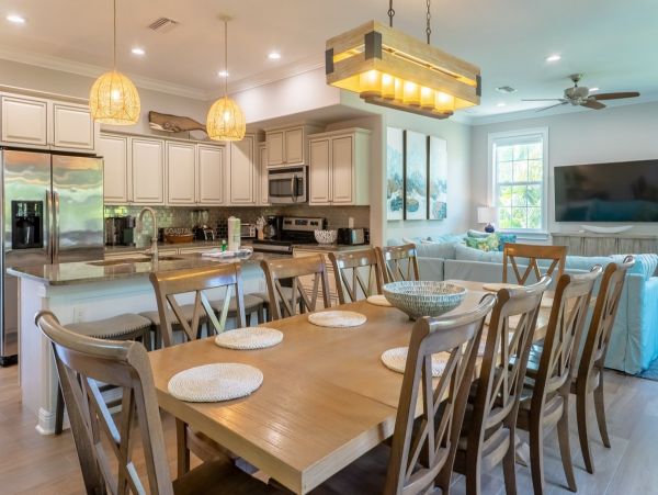 Luxury Holmes Beach Six Bedroom Vacation Homes Sleeps 12
