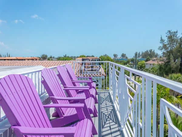Luxury Holmes Beach Six Bedroom Vacation Homes Sleeps 12