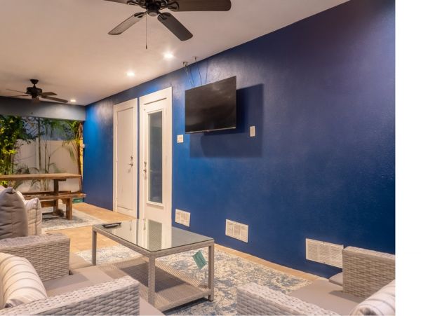 Luxury Holmes Beach Six Bedroom Vacation Homes Sleeps 12