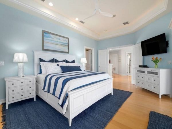 Luxury Canal Front Home Near Anna Maria Beaches - Four Bedroom Pool & Water Views
