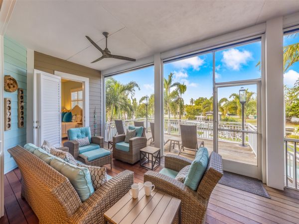 Luxury Canal Front Home Near Anna Maria Beaches - Four Bedroom Pool & Water Views