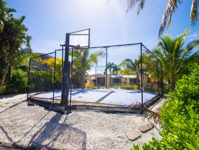 Stunning 3 Bedroom Home Private Pool, Spa, Boat Dock, B.Ball
