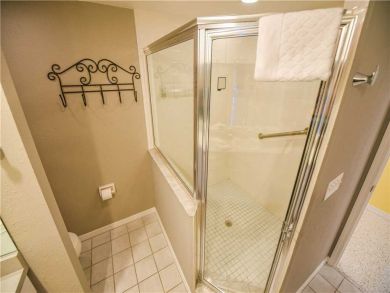 Stunning 3 Bedroom Home Private Pool, Spa, Boat Dock, B.Ball