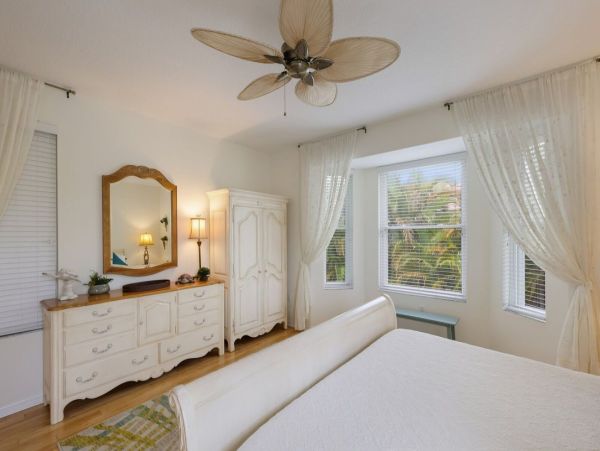 Four Bedroom Island Home Steps from Sugar White Sandy Beach