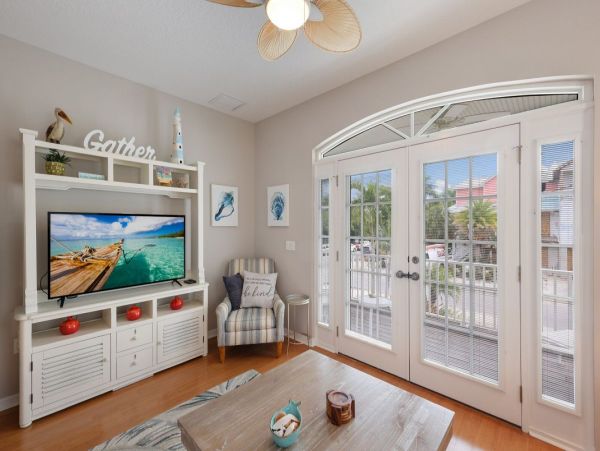 Four Bedroom Island Home Steps from Sugar White Sandy Beach