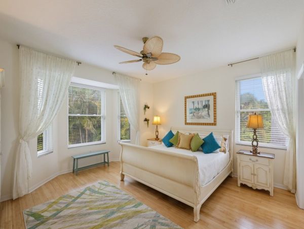 Four Bedroom Island Home Steps from Sugar White Sandy Beach