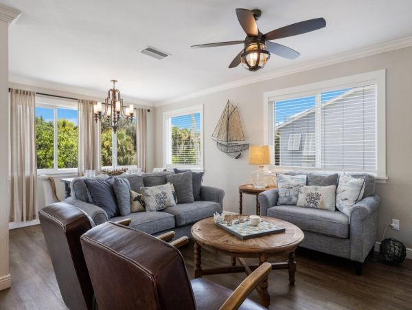 Anna Maria Vacation Home Sleeps Six Guests Private Pool