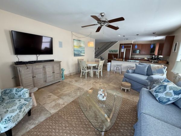 Gulf & Bay View Three Bedroom Rental Home in Bradenton Beach