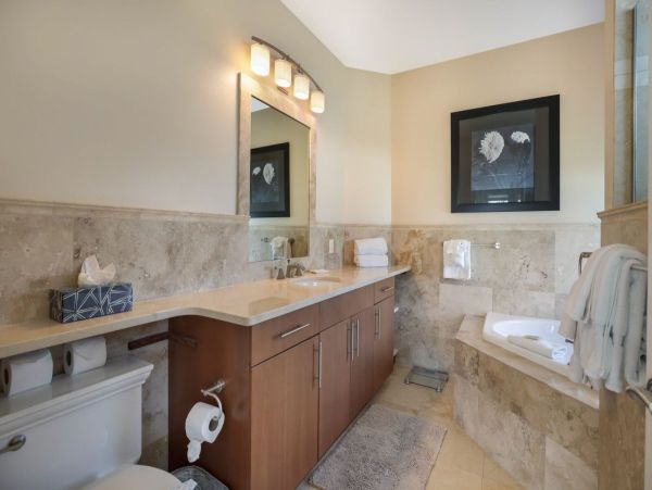 Gulf & Bay View Three Bedroom Rental Home in Bradenton Beach