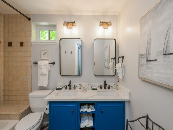 Beautiful Holmes Beach Vacation Rental Home with Pool