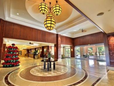 Luxury Three Bedroom Beach Condo Sleeps 8 Communal Pool