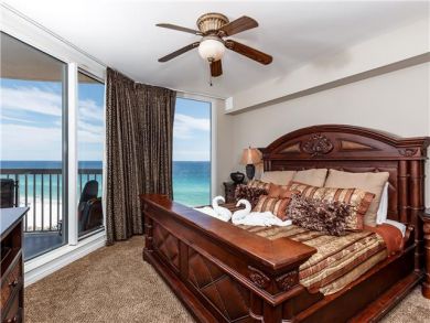 Spacious Three Bedroom Vacation Beach Condo Sleeps 8