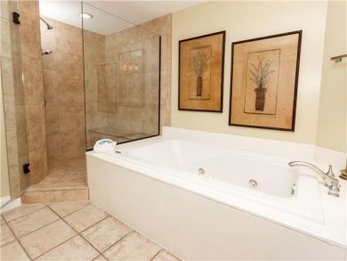 Spacious Three Bedroom Vacation Beach Condo Sleeps 8