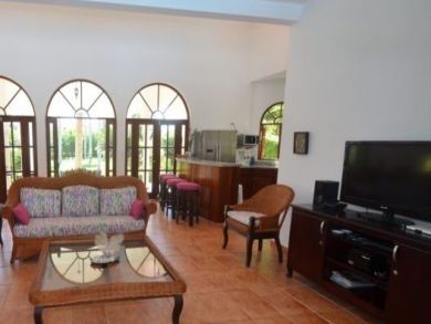 Luxury Four Bedroom Beach Vacation Villa