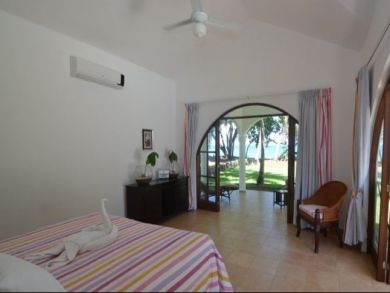 Luxury Four Bedroom Beach Vacation Villa