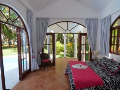 Luxury Four Bedroom Beach Vacation Villa