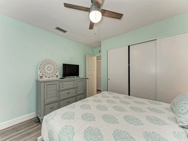 Anna Maria 3 Bedroom Vacation Home Sleeps 6 Guests
