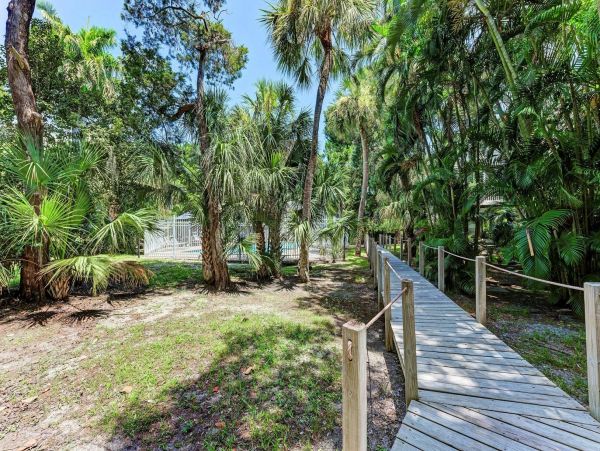 Anna Maria 3 Bedroom Vacation Home Sleeps 6 Guests