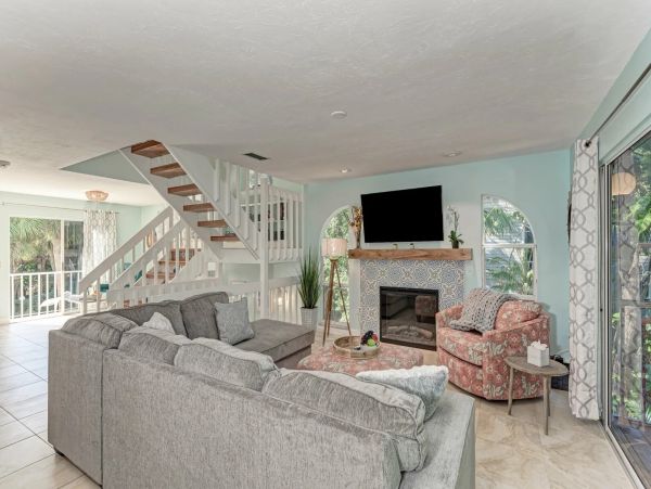 Anna Maria 3 Bedroom Vacation Home Sleeps 6 Guests