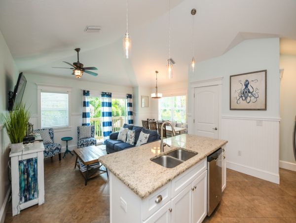 Three Bedroom Holmes Beach Vacation Rental Home with Pool