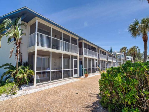 Anna Maria Gulf Front Vacation Condo Just 25 Steps to Beach!