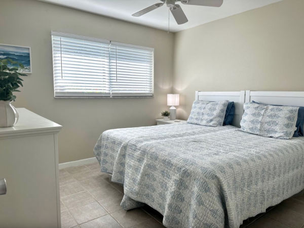 Anna Maria Gulf Front Vacation Condo Just 25 Steps to Beach!