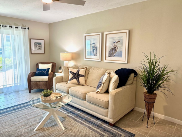 Anna Maria Gulf Front Vacation Condo Just 25 Steps to Beach!