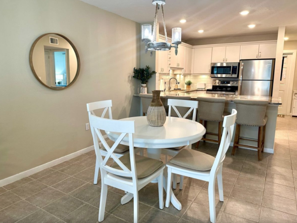 Anna Maria Gulf Front Vacation Condo Just 25 Steps to Beach!