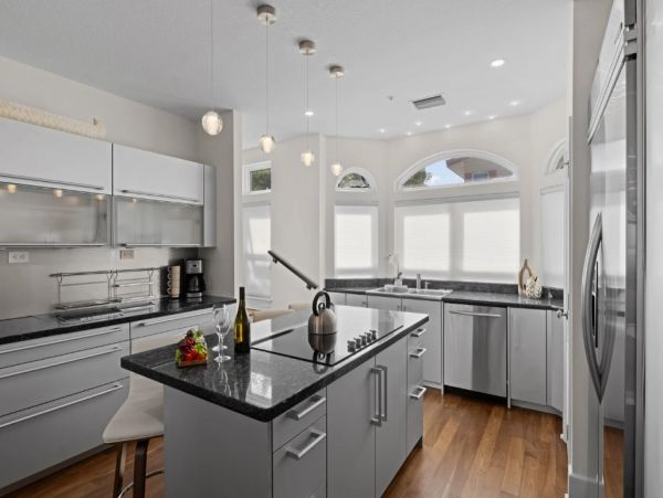 Bradenton Beach Vacation Rental - Anna Maria Island Condo